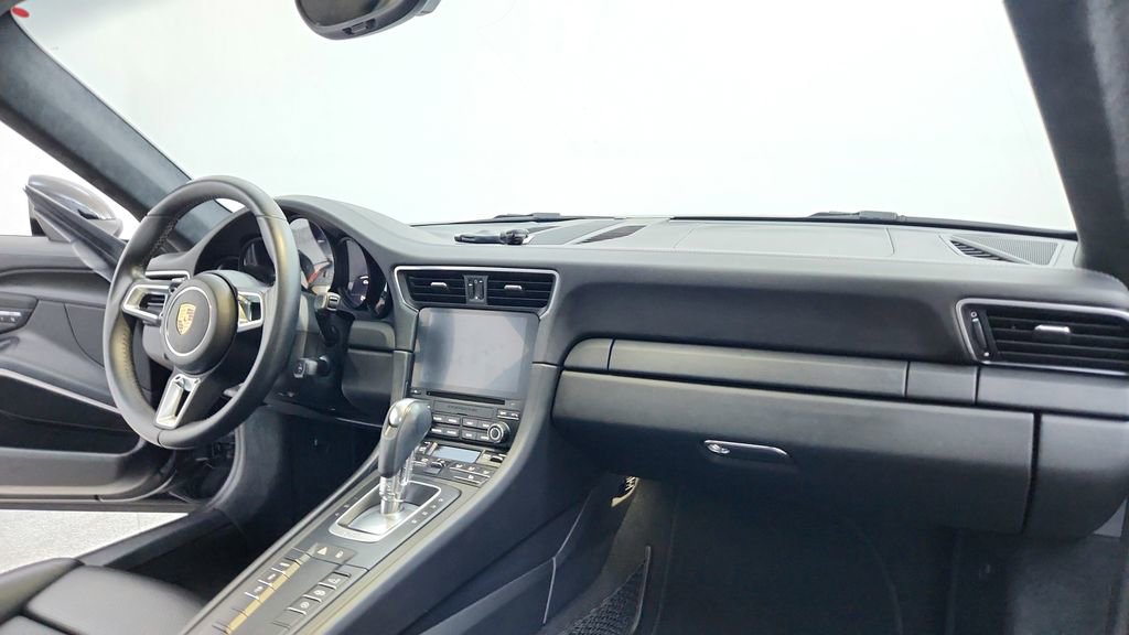 Used 2017 Porsche 911 Carrera S image 28