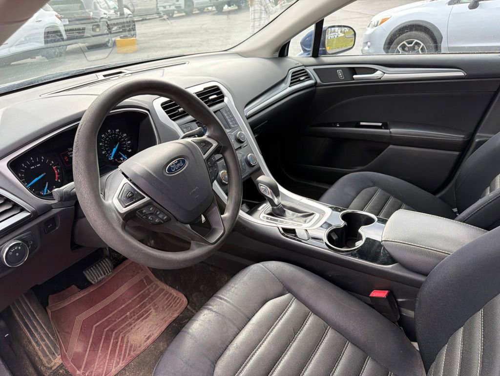 Used 2014 Ford Fusion SE FWD image 9
