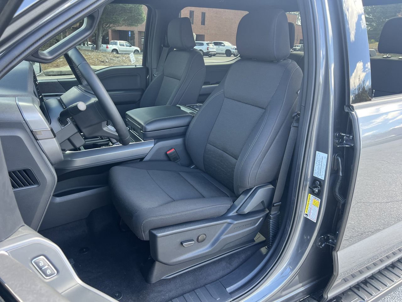 New 2026 Ford F150 XLT w/ FX4 Off-Road Package image 16