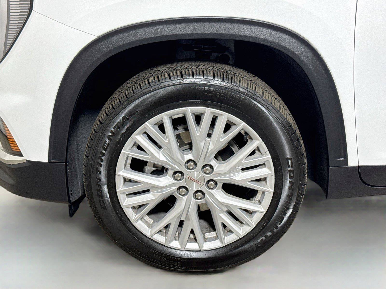 Used 2026 GMC Acadia Elevation w/ Elevation Premium Package FWD image 31