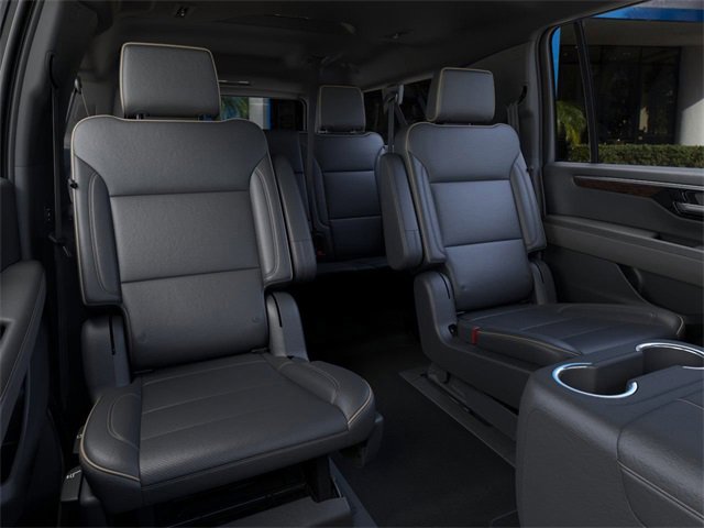 New 2026 Chevrolet Suburban Premier image 18