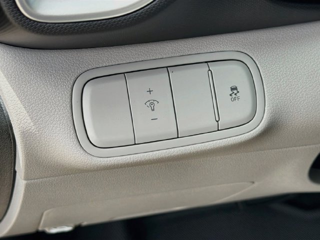 New 2026 Hyundai Venue SEL FWD image 10