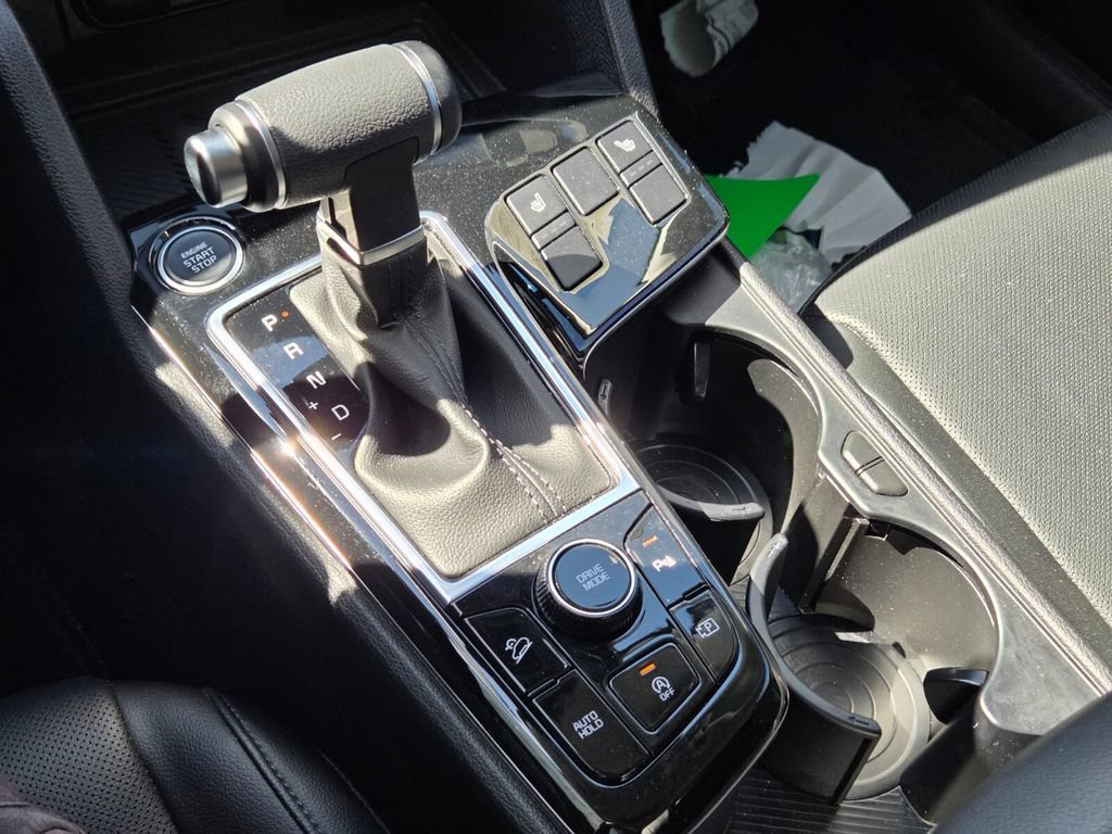 Used 2024 Kia Sportage EX FWD image 26