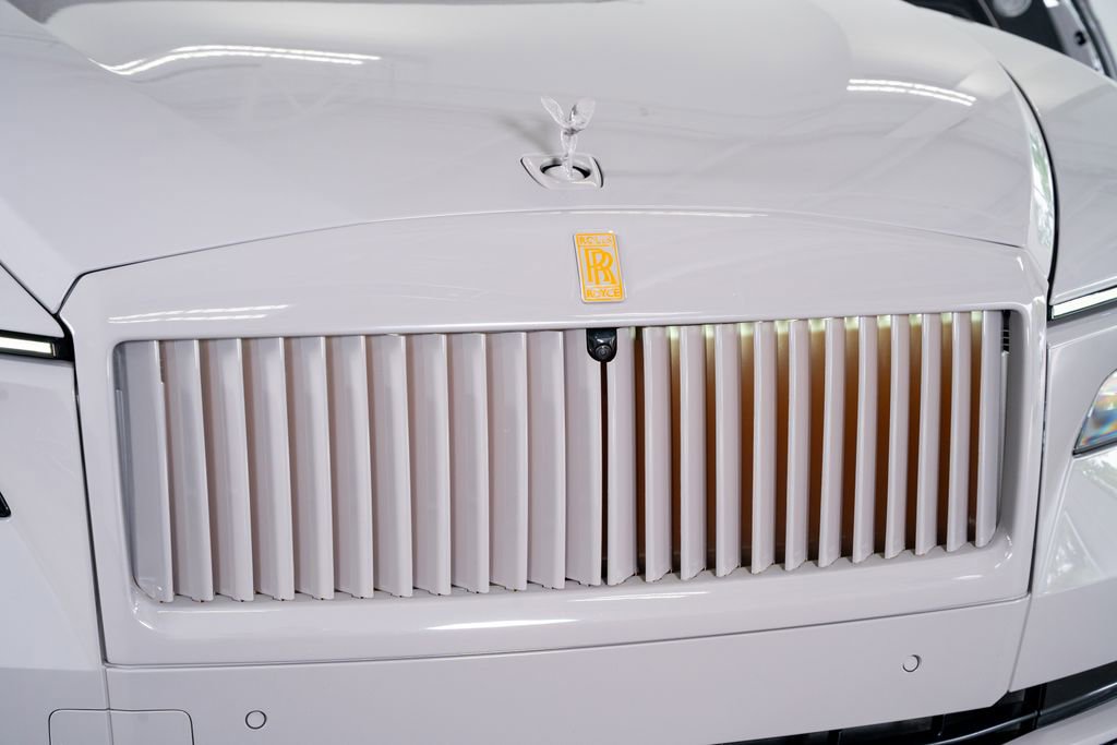 Used 2024 Rolls-Royce Spectre w/ Spectre Launch Package AWD/4WD image 6