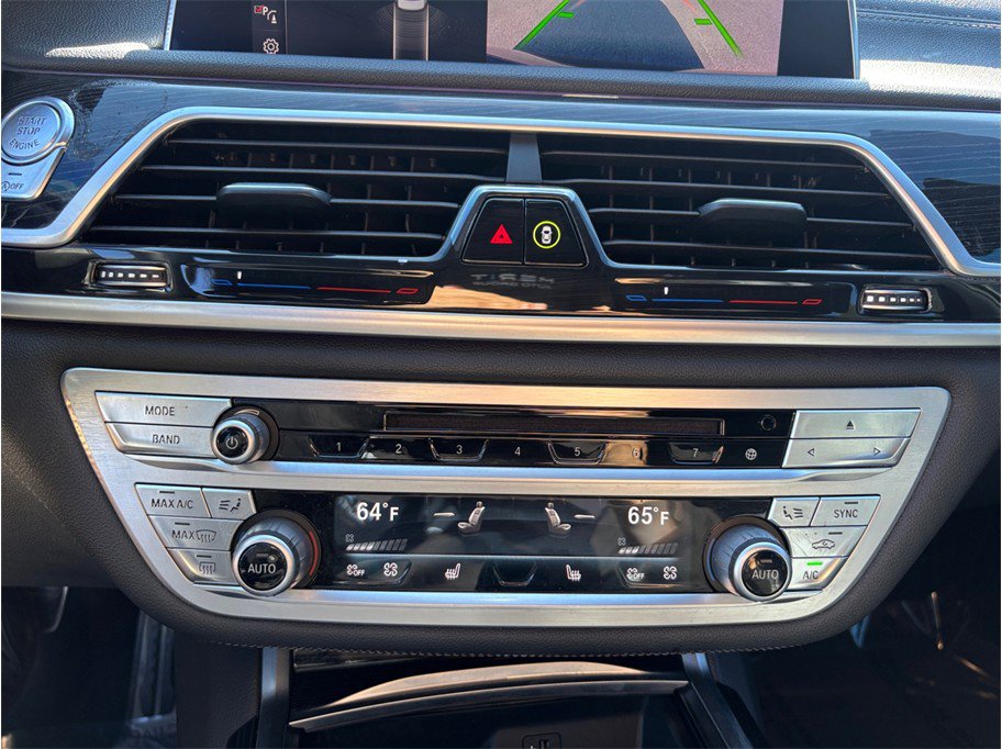 Used 2019 BMW 740i 740i Sedan 4D w/ M Sport Package image 32