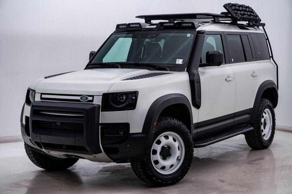 Used 2024 Land Rover Defender 110 S image 3