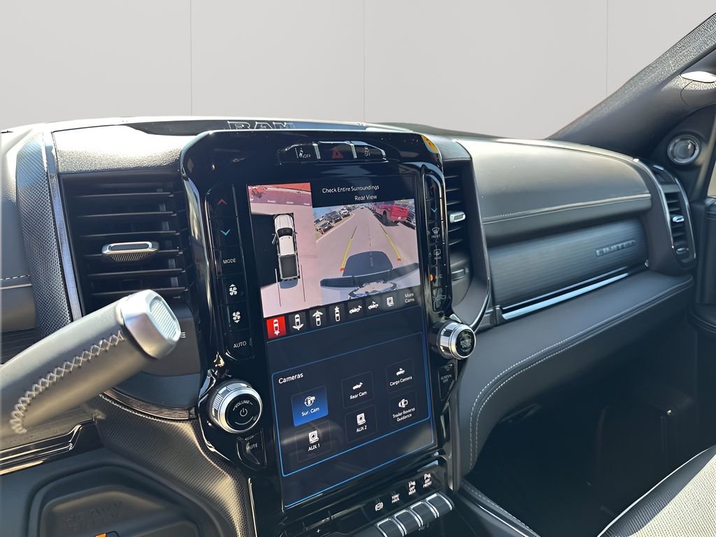 Used 2024 RAM 2500 Limited image 38