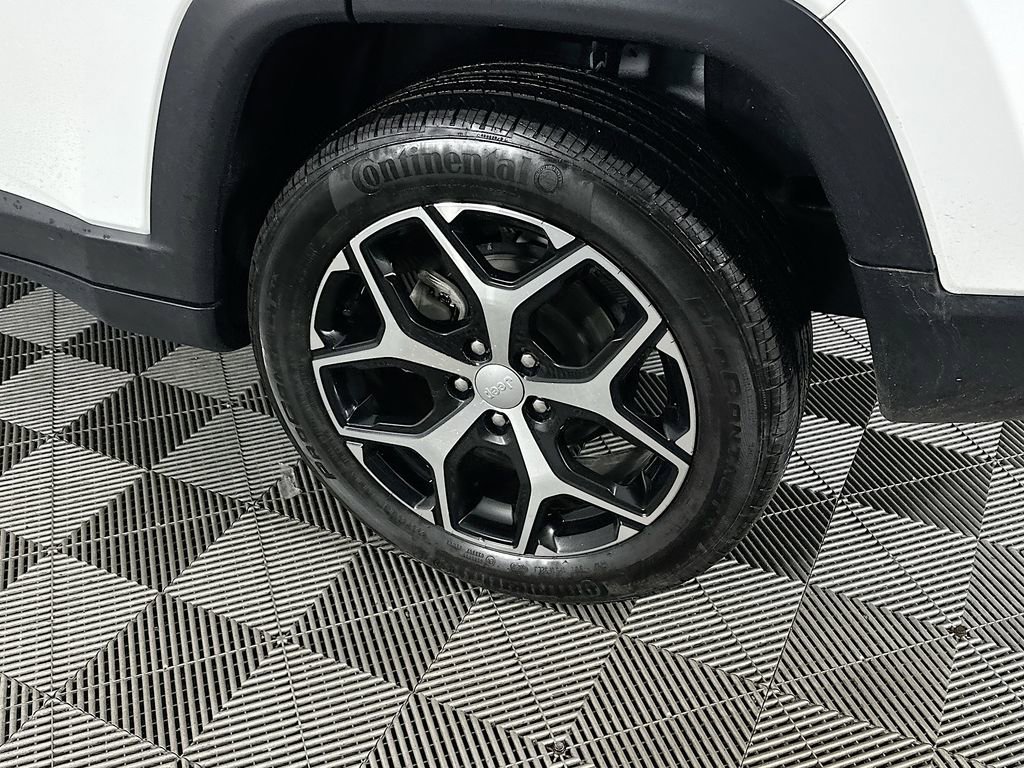 Certified 2024 Jeep Compass Limited AWD/4WD image 40