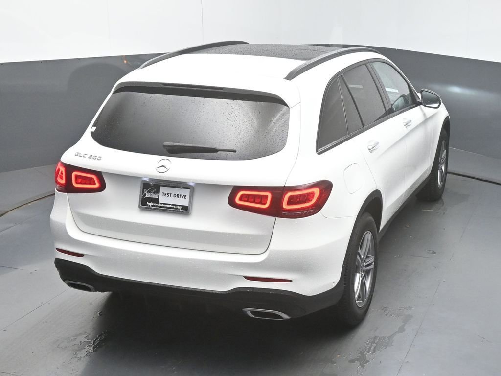 Used 2021 Mercedes-Benz GLC 300 w/ AMG Line image 45