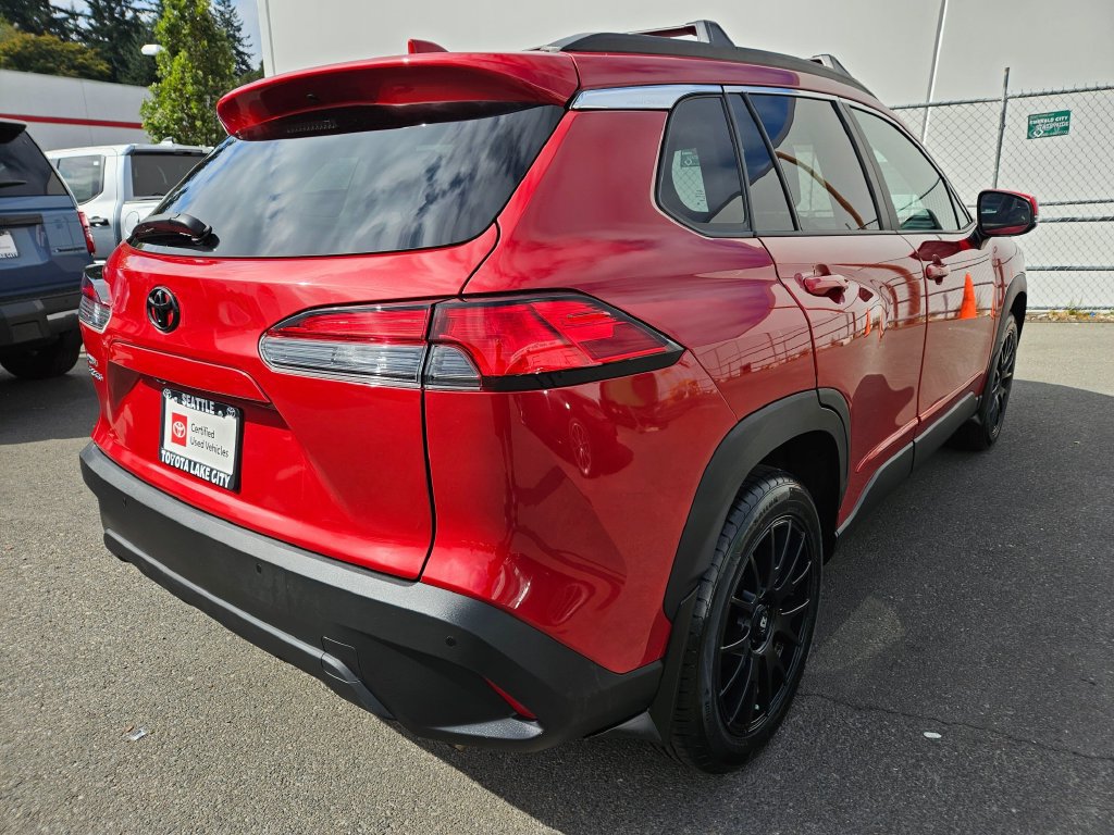Certified 2022 Toyota Corolla Cross XLE w/ Black Badges Package (TMS) AWD/4WD image 3