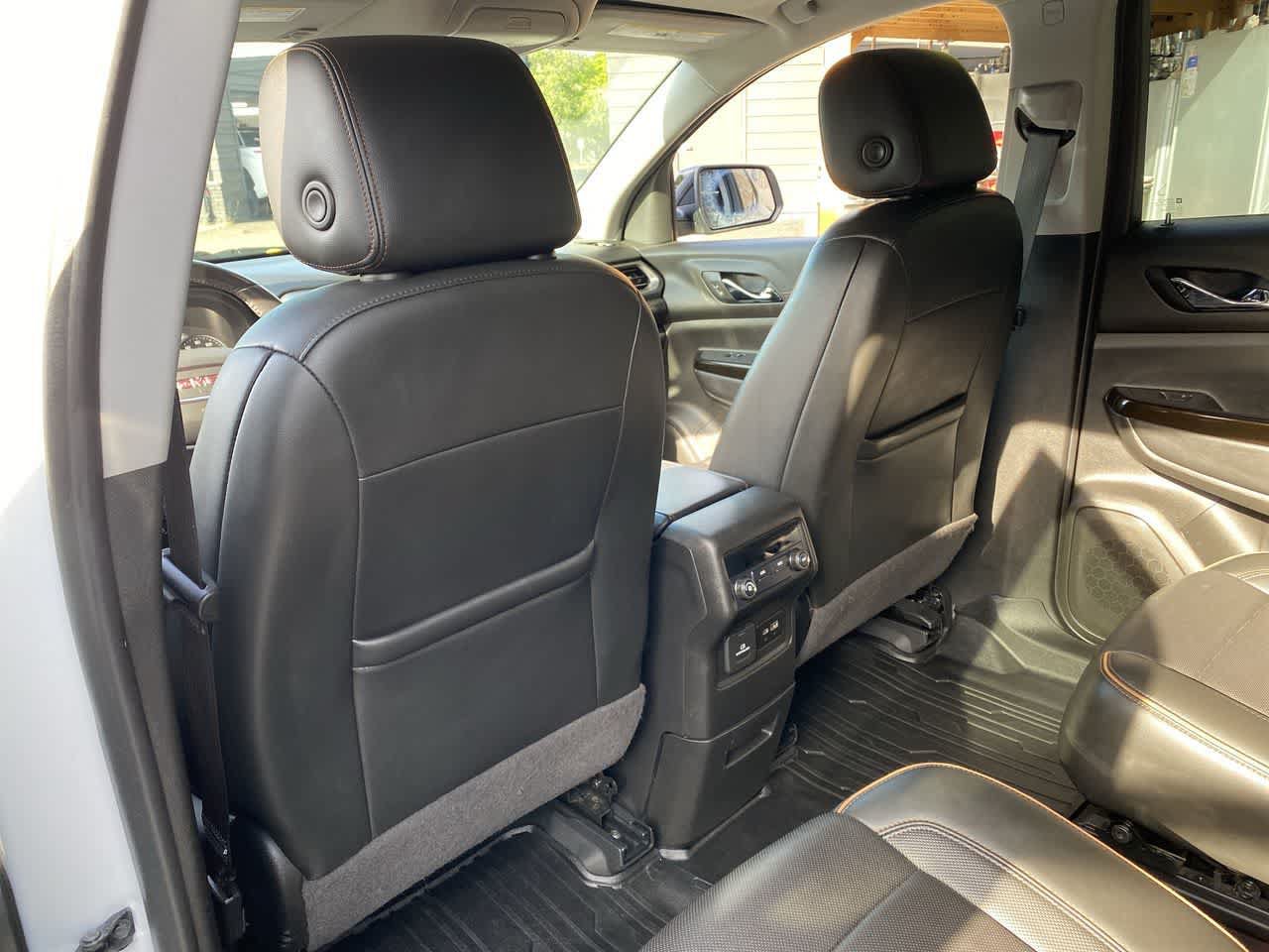 Used 2021 GMC Acadia AT4 w/ Trailering Package AWD/4WD image 15