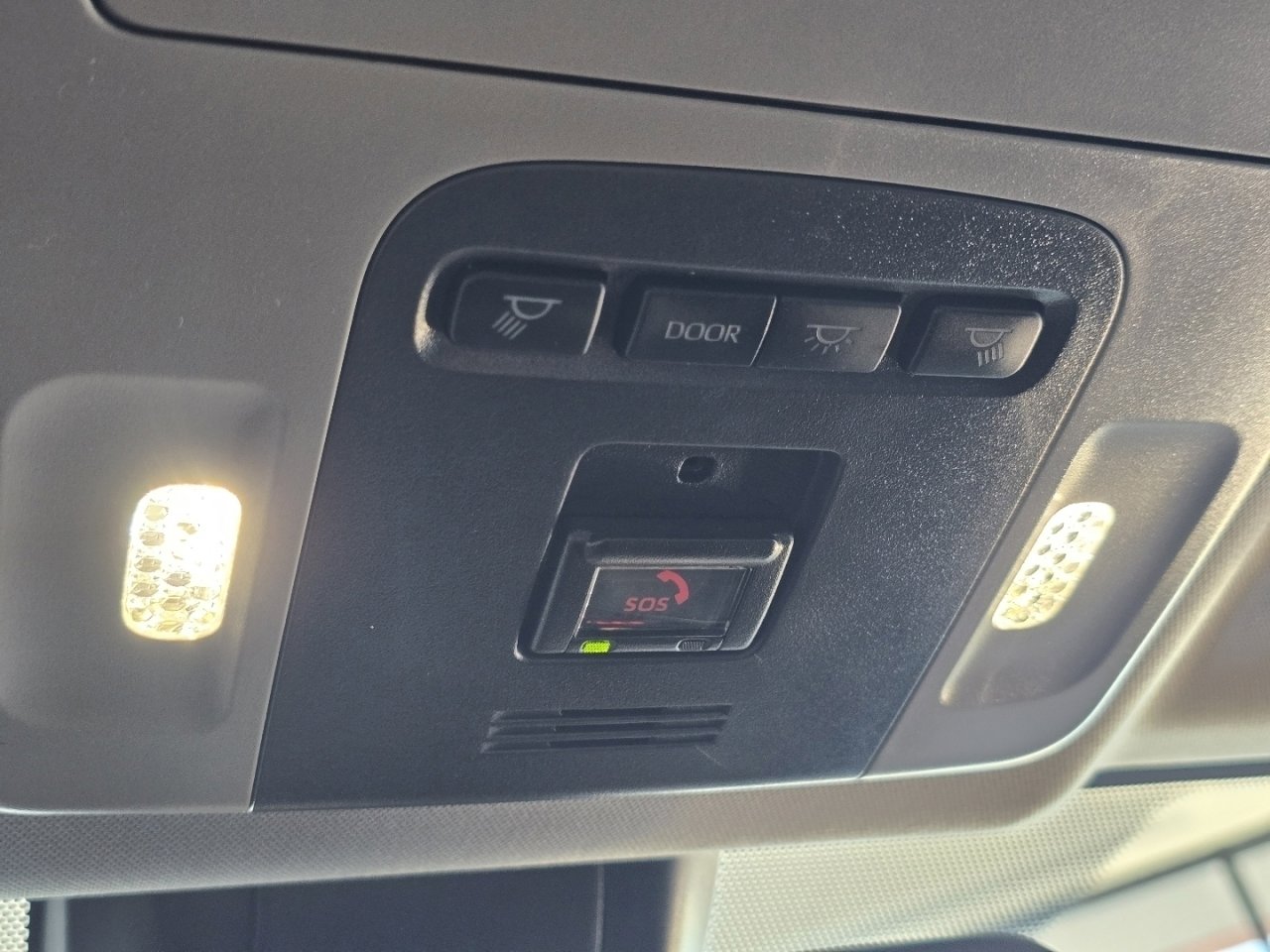 Certified 2021 Toyota Camry XSE w/ Cold Weather Package image 32