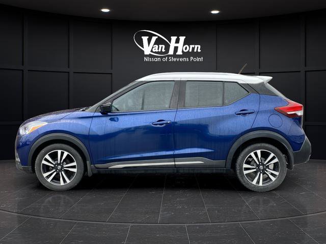 Used 2019 Nissan Kicks SR w/ SR Premium Package image 11