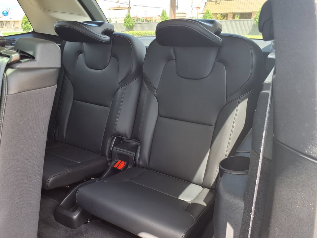 Certified 2025 Volvo XC90 B5 Core AWD/4WD image 21
