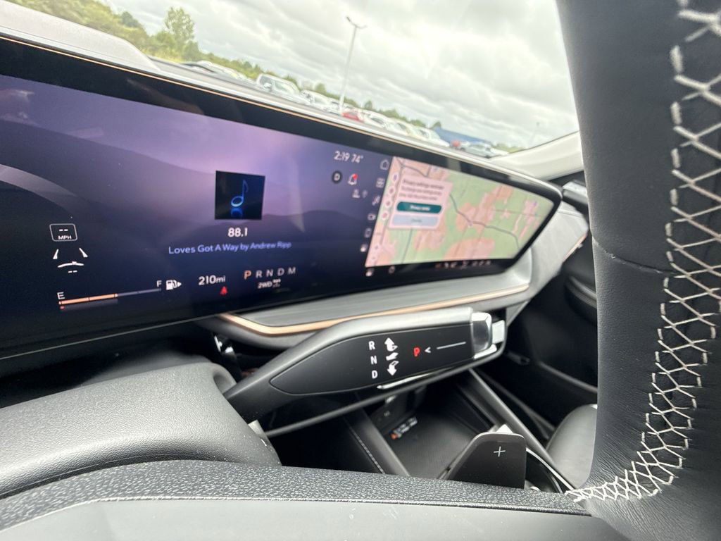 Certified 2025 Buick Envision Sport Touring image 22