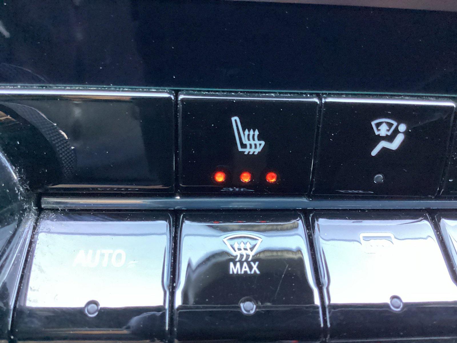 Used 2024 Chevrolet Colorado LT w/ LT Convenience Package II image 6