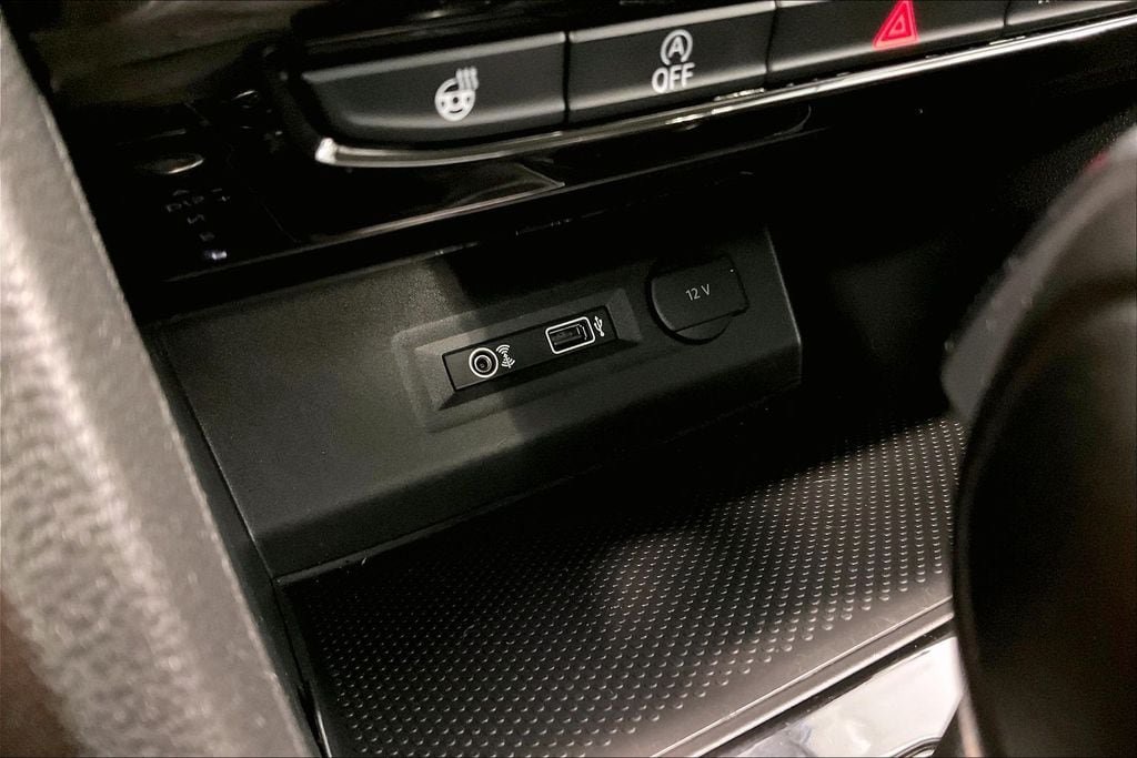 Used 2018 Volkswagen Atlas SEL Premium AWD/4WD image 17