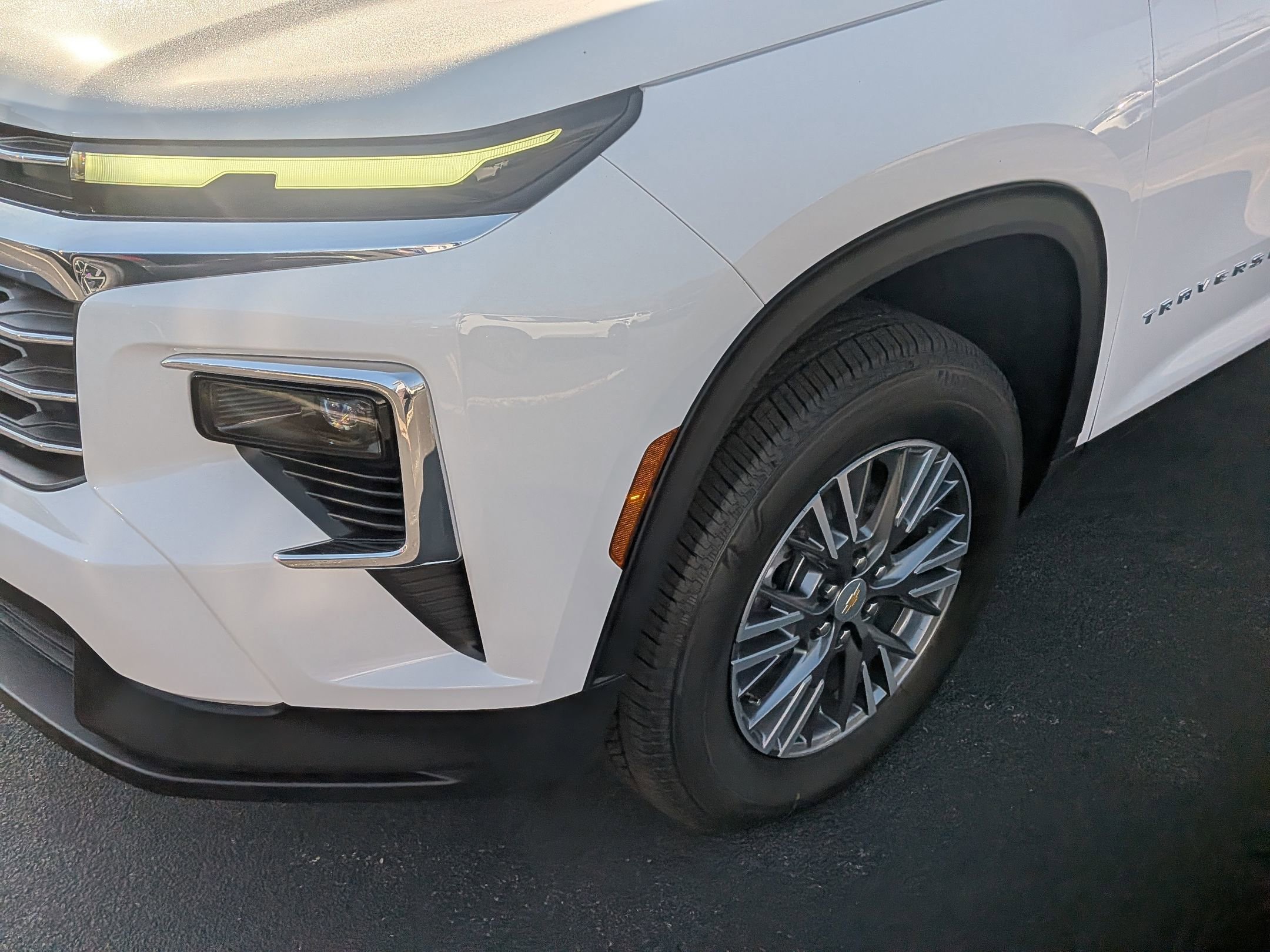 New 2026 Chevrolet Traverse LT FWD image 10