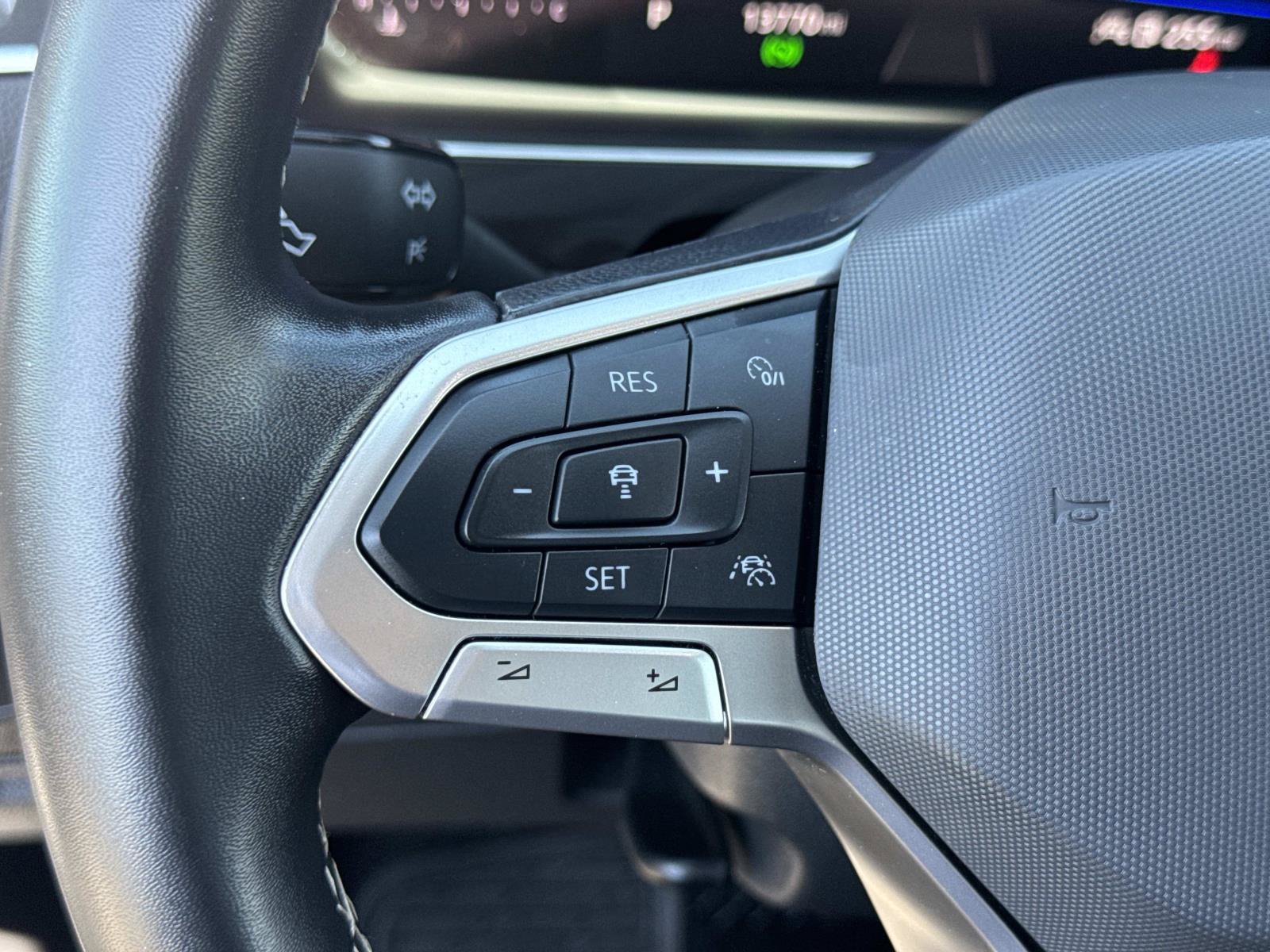 Certified 2024 Volkswagen Tiguan S FWD image 11