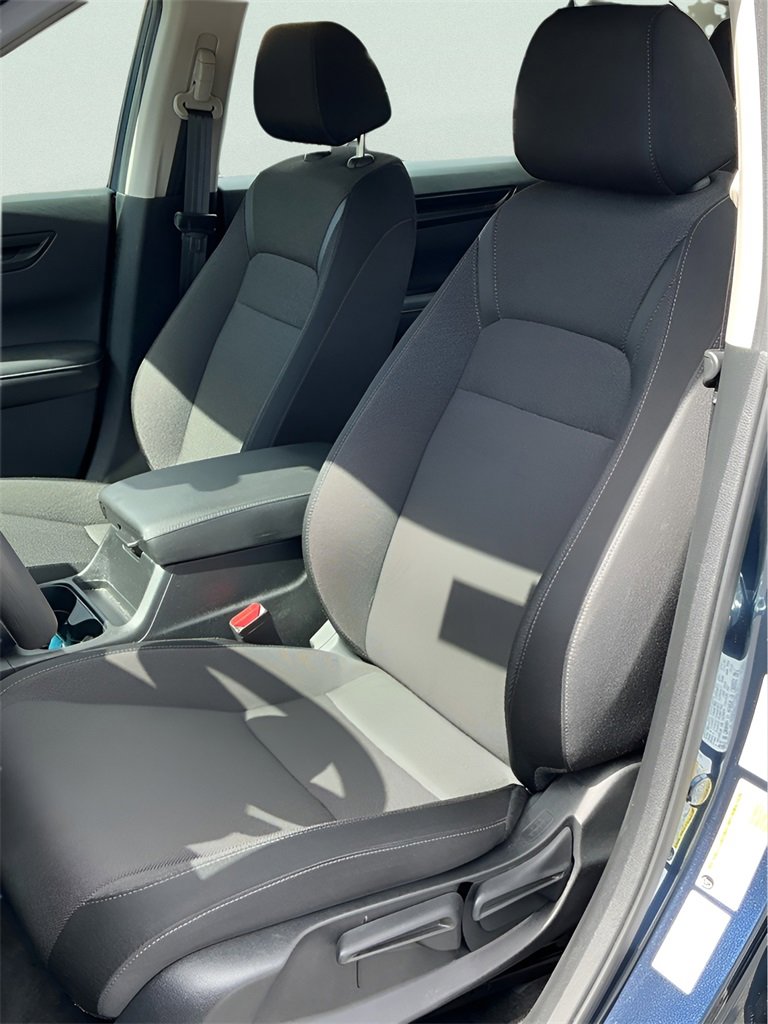 Certified 2023 Honda CR-V LX image 31