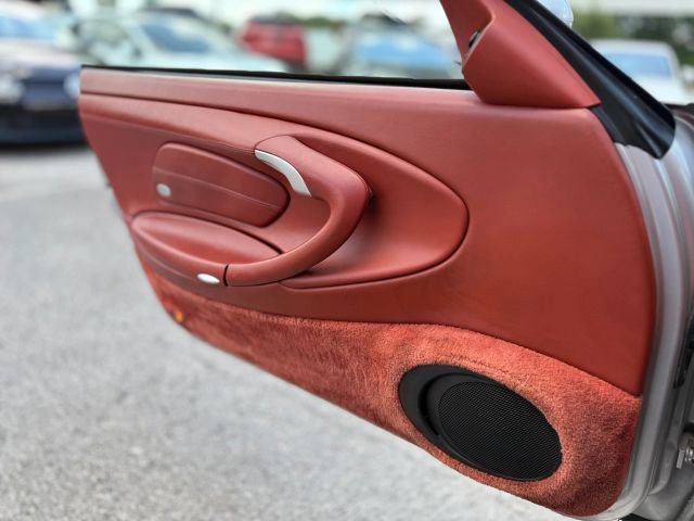 Used 2001 Porsche 911 Carrera 4 image 50