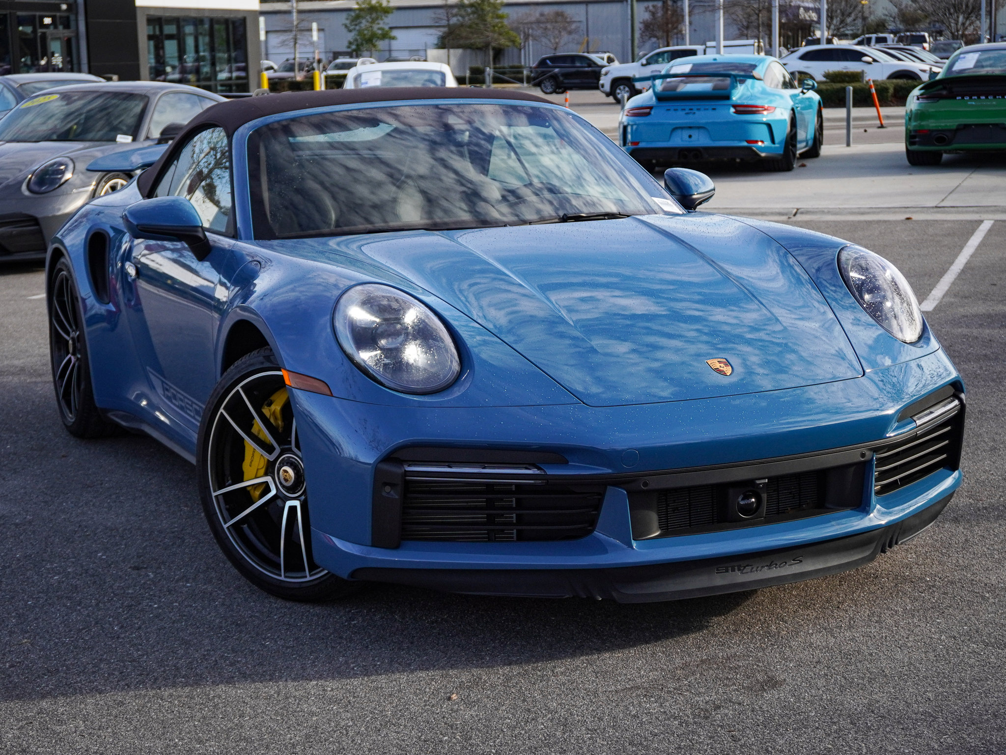 Used 2025 Porsche 911 Turbo S image 2