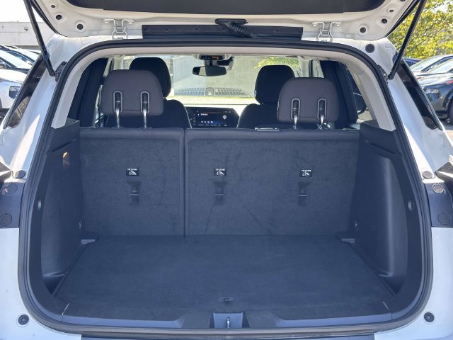 Used 2025 Chevrolet TrailBlazer LT AWD/4WD image 13