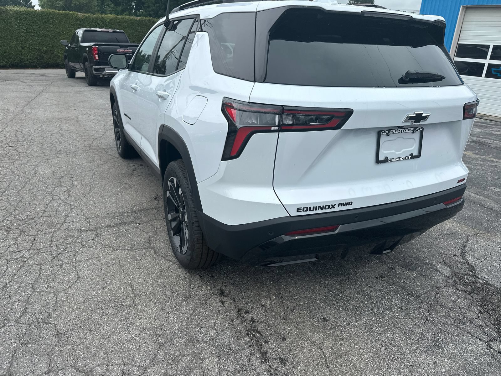 New 2026 Chevrolet Equinox RS w/ LPO, Floor Liner Package AWD/4WD image 3