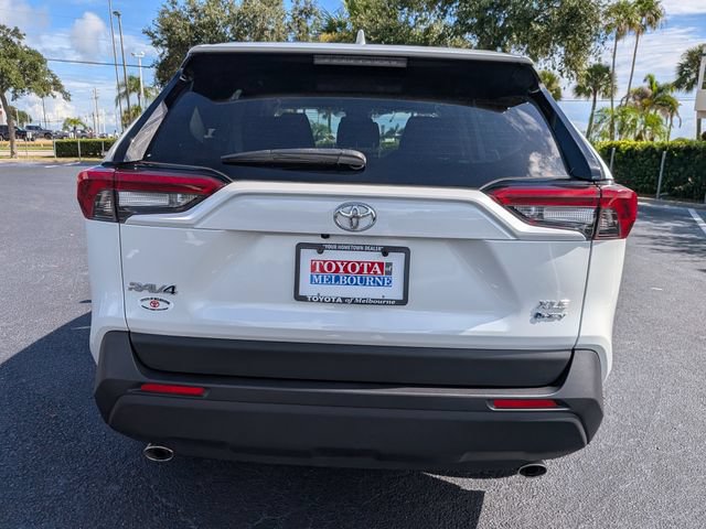 Used 2025 Toyota RAV4 XLE Premium AWD/4WD image 4