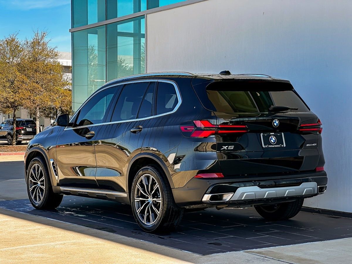 New 2025 BMW X5 sDrive40i w/ Climate Comfort Package image 7