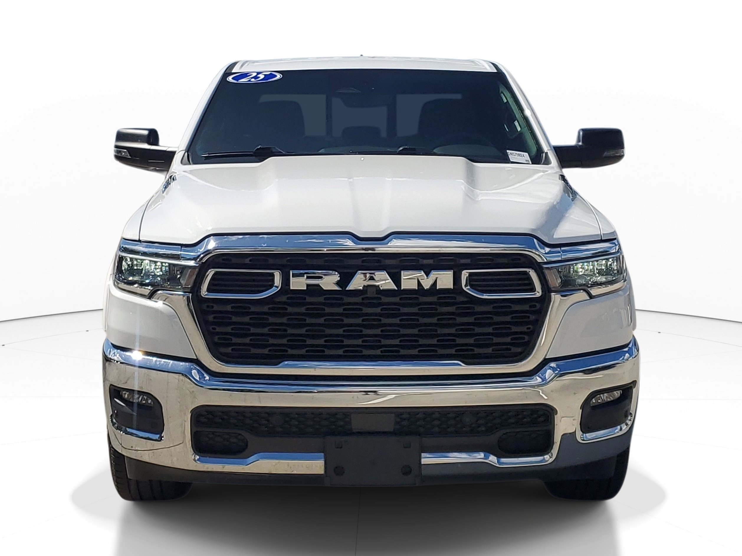 Used 2025 RAM 1500 Big Horn AWD/4WD image 2