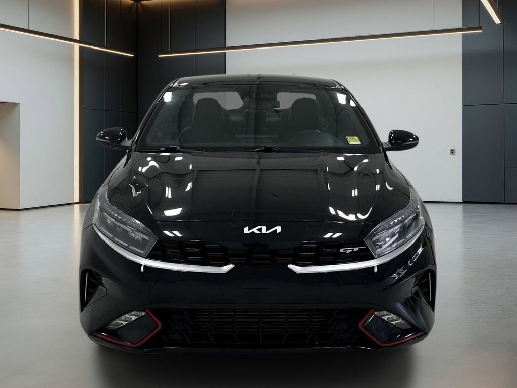 Used 2022 Kia Forte GT FWD image 4