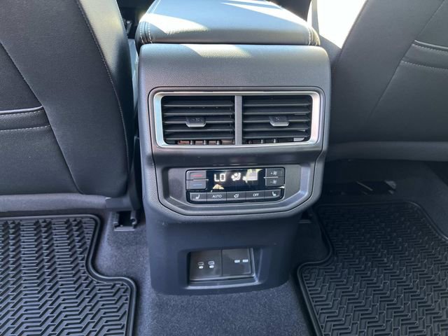 New 2026 Volkswagen Atlas SEL Premium R-Line image 24