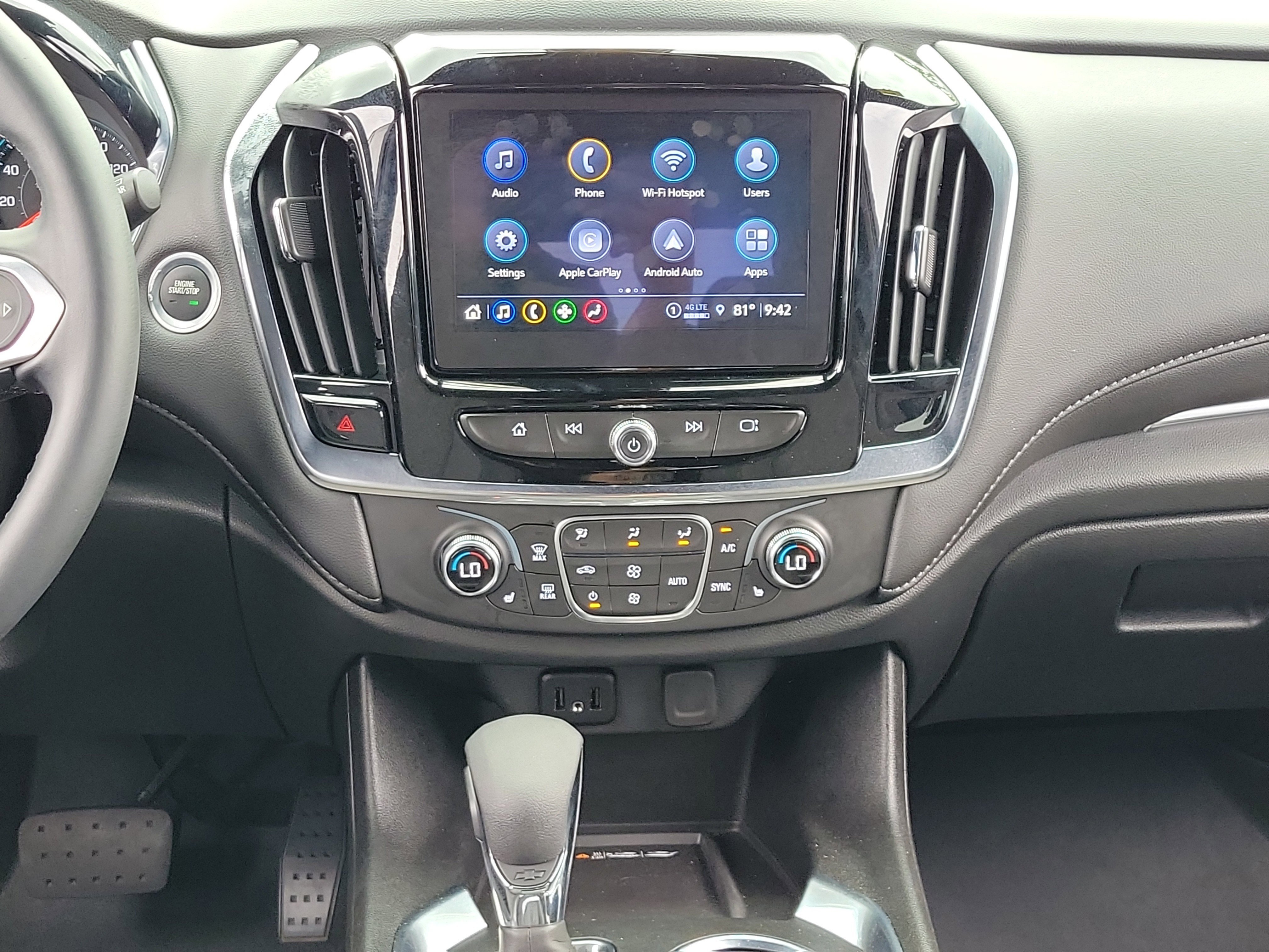 Used 2023 Chevrolet Traverse LT FWD image 19