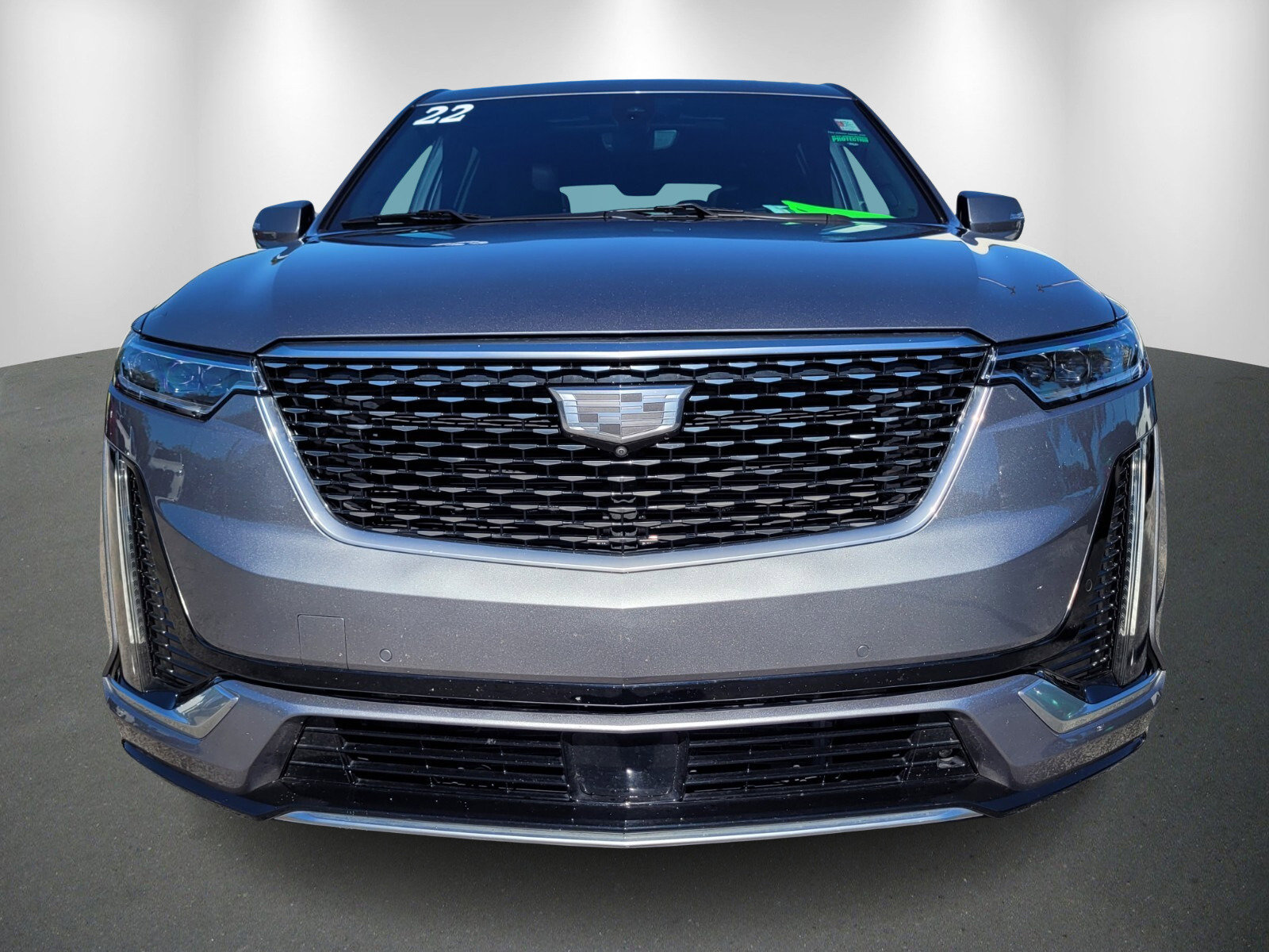 Used 2022 Cadillac XT6 Premium Luxury w/ Platinum Package image 2