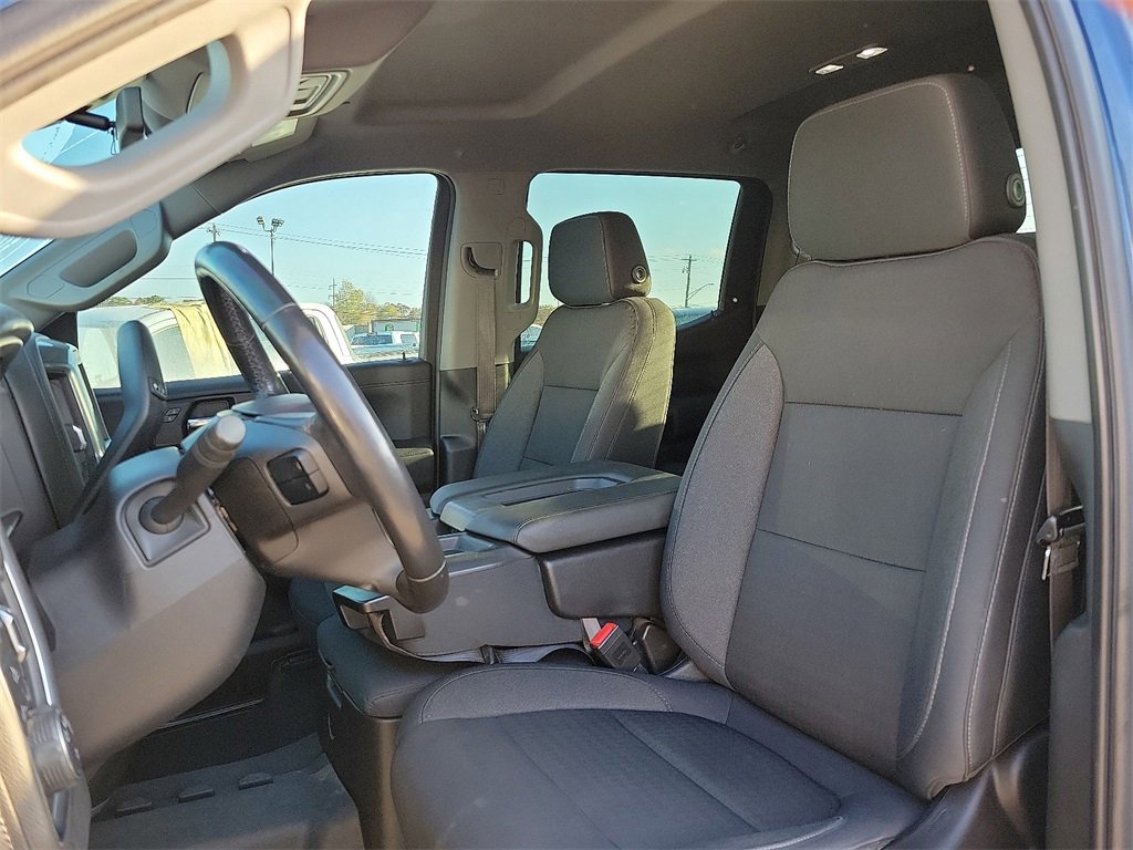 Used 2020 Chevrolet Silverado 1500 LT w/ Texas Edition image 11