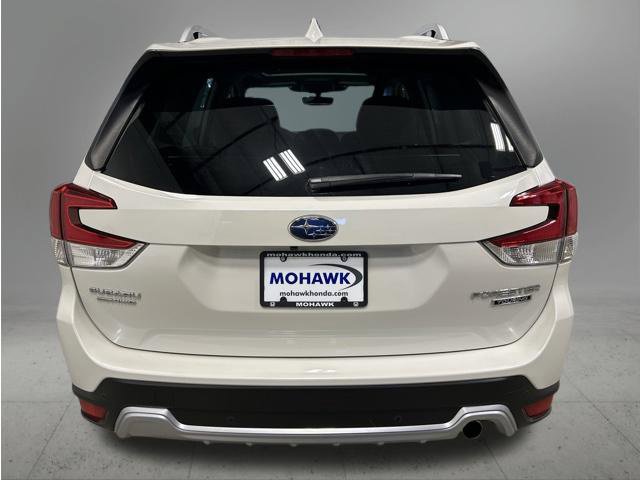 Used 2023 Subaru Forester Touring AWD/4WD image 4