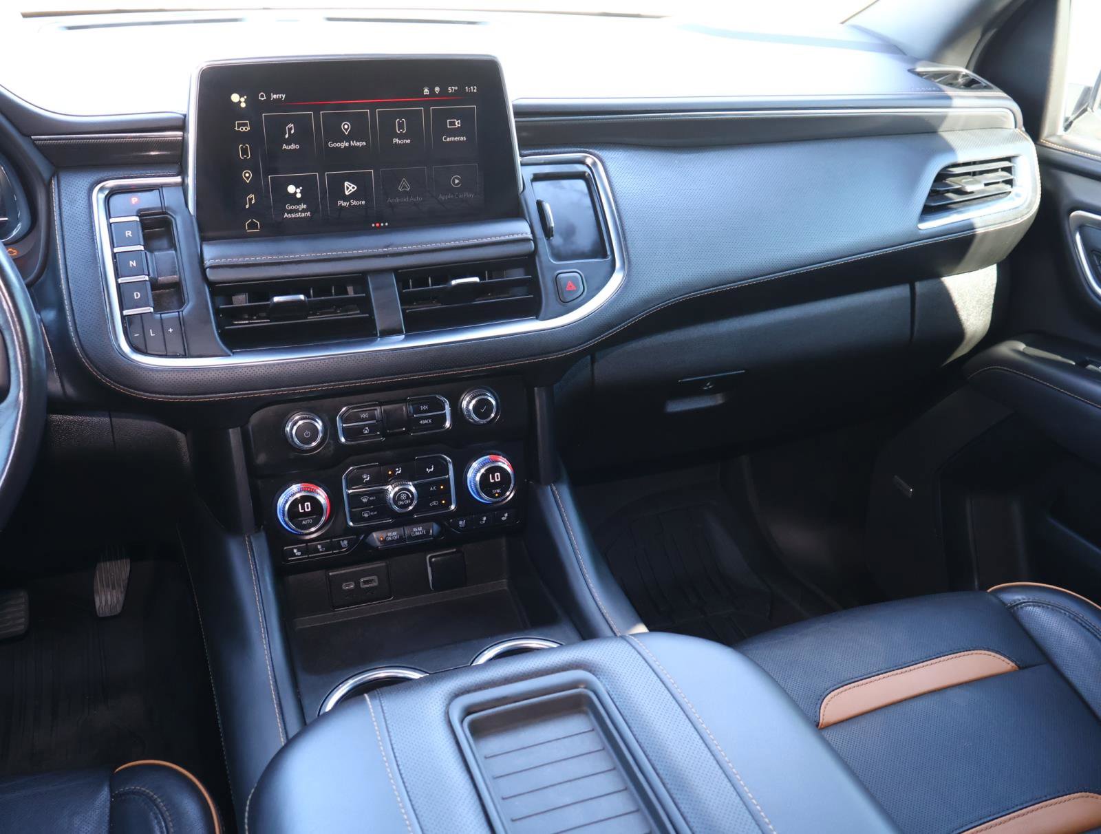 Used 2023 GMC Yukon AT4 w/ AT4 Premium Package image 12