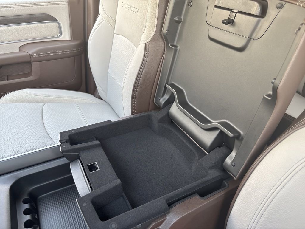 New 2025 RAM 2500 Laramie image 31