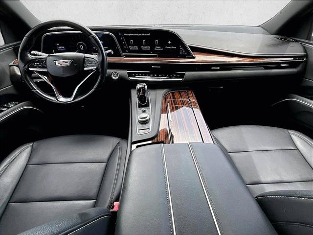 Used 2022 Cadillac Escalade Luxury RWD image 16