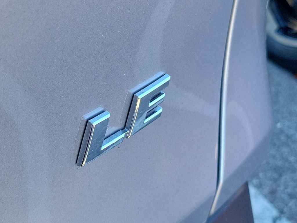 Used 2025 Toyota RAV4 LE image 12