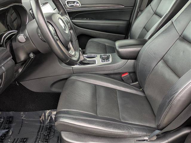 Used 2020 Jeep Grand Cherokee Limited w/ Luxury Group II AWD/4WD image 17