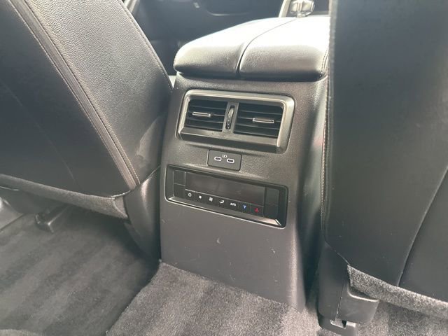Used 2025 MAZDA CX-90 3.3 Turbo w/ Preferred Package AWD/4WD image 18