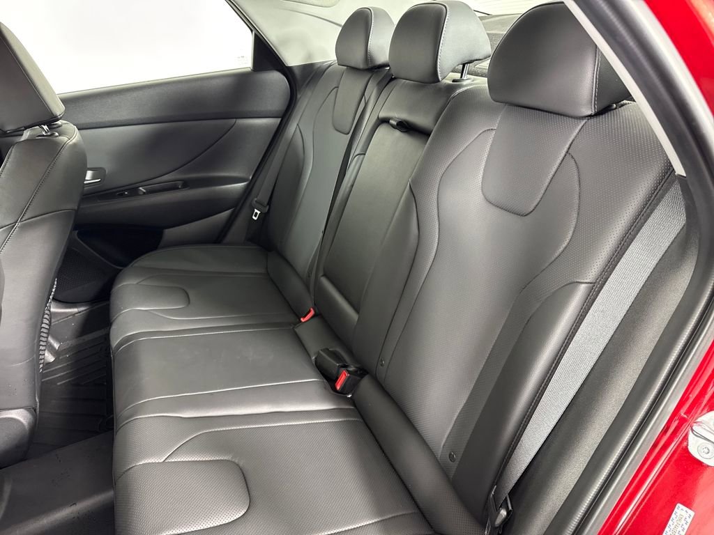 Certified 2023 Hyundai Elantra Limited FWD image 24