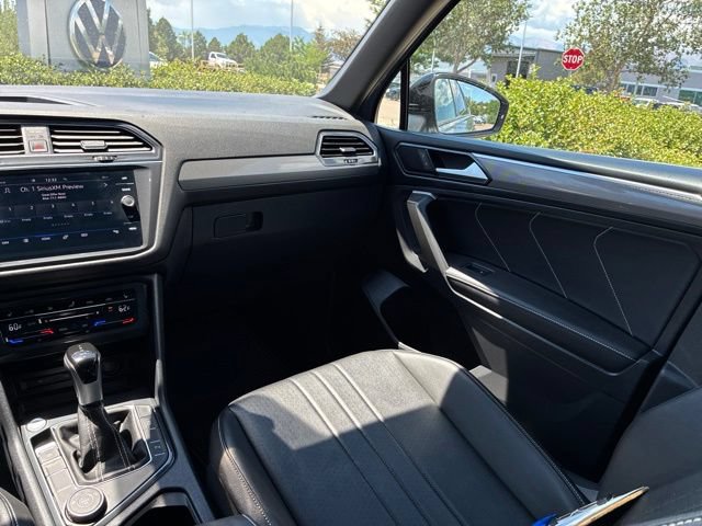Used 2024 Volkswagen Tiguan SE R-Line AWD/4WD image 19
