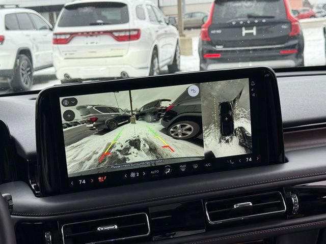 Used 2025 Lincoln Aviator Reserve w/ Illumination Package image 8