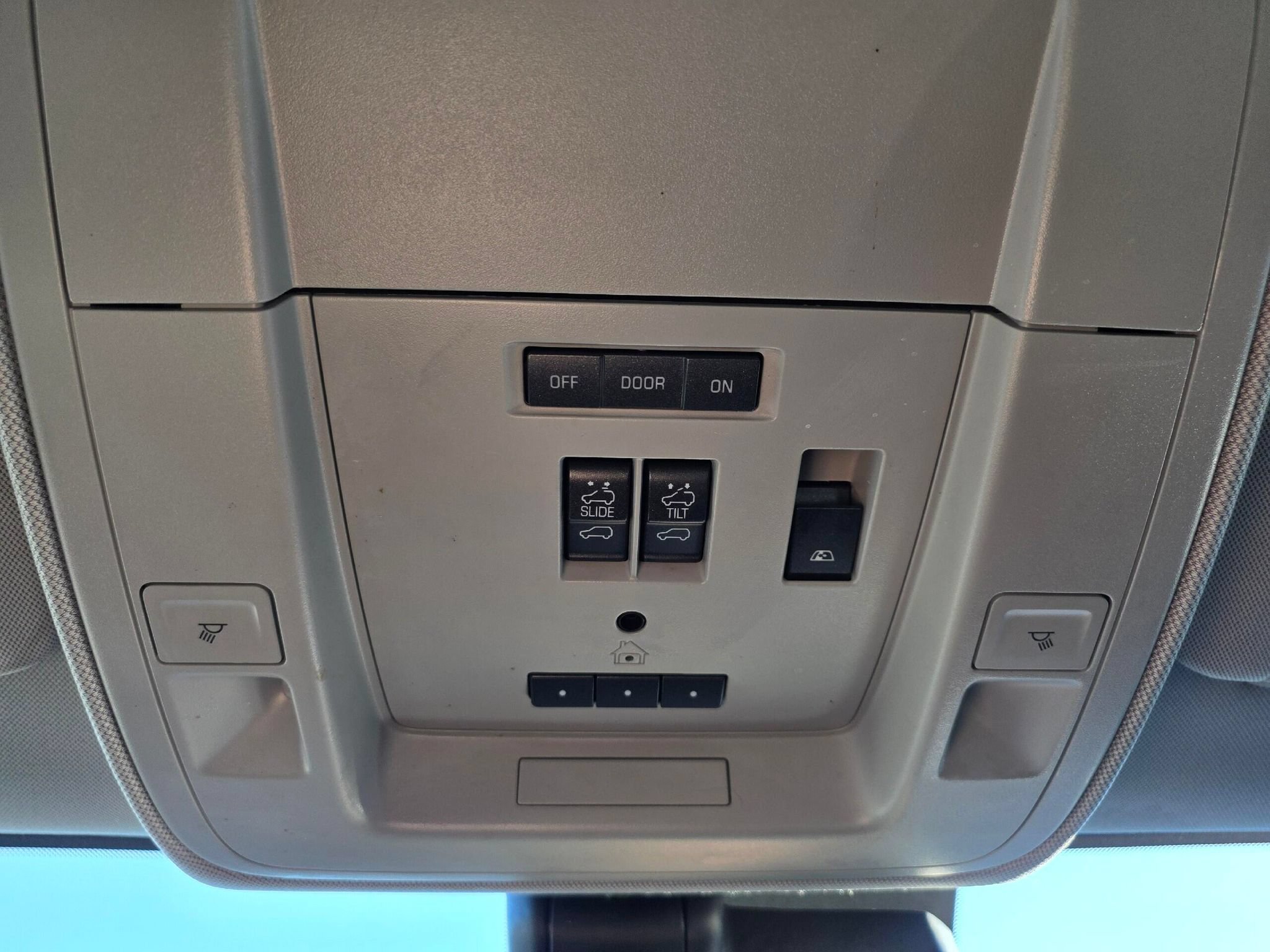 Used 2019 GMC Sierra 2500 Denali AWD/4WD image 22