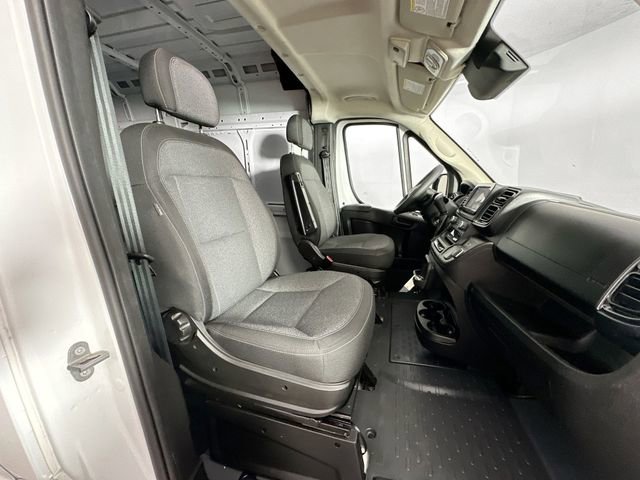Used 2025 RAM ProMaster 2500 w/ Convenience Group image 26