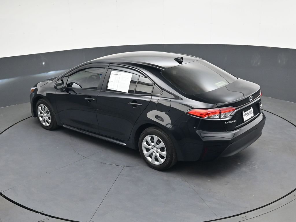 Used 2024 Toyota Corolla LE FWD image 33
