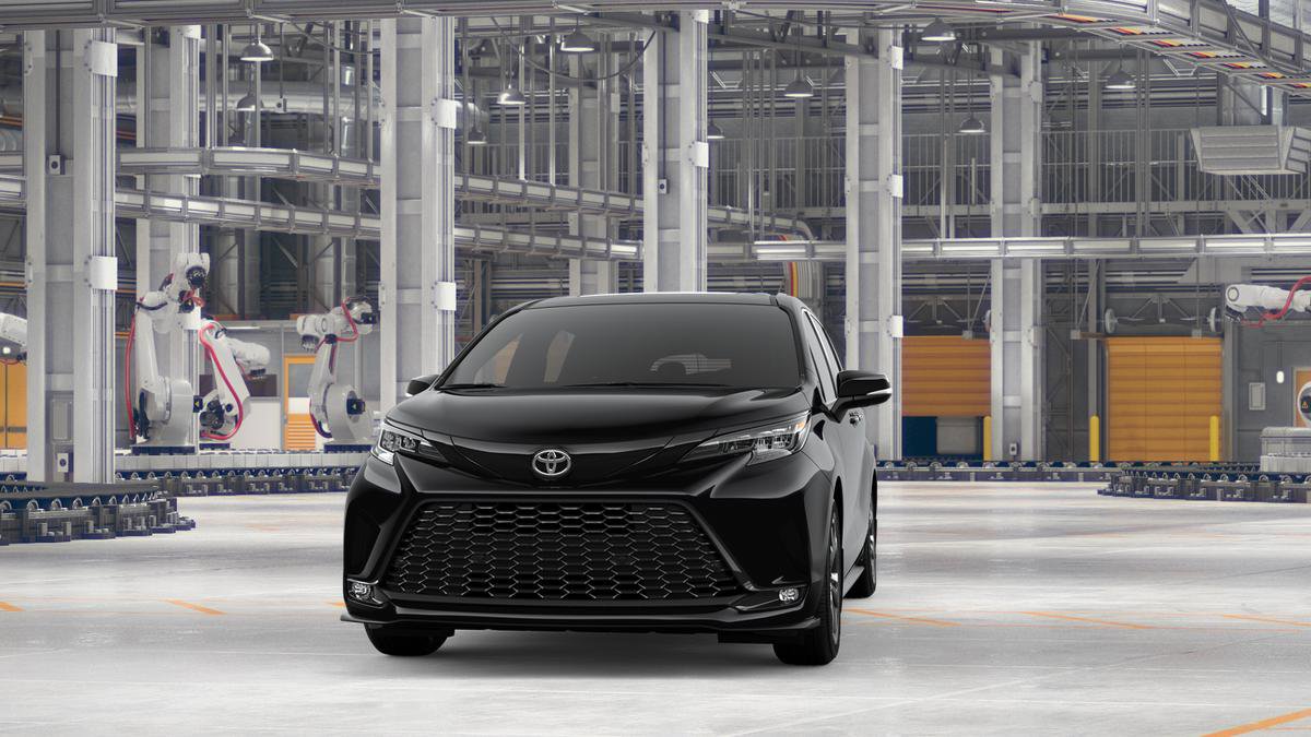 New 2026 Toyota Sienna XSE image 18